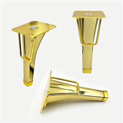 Sofá pernas douradas